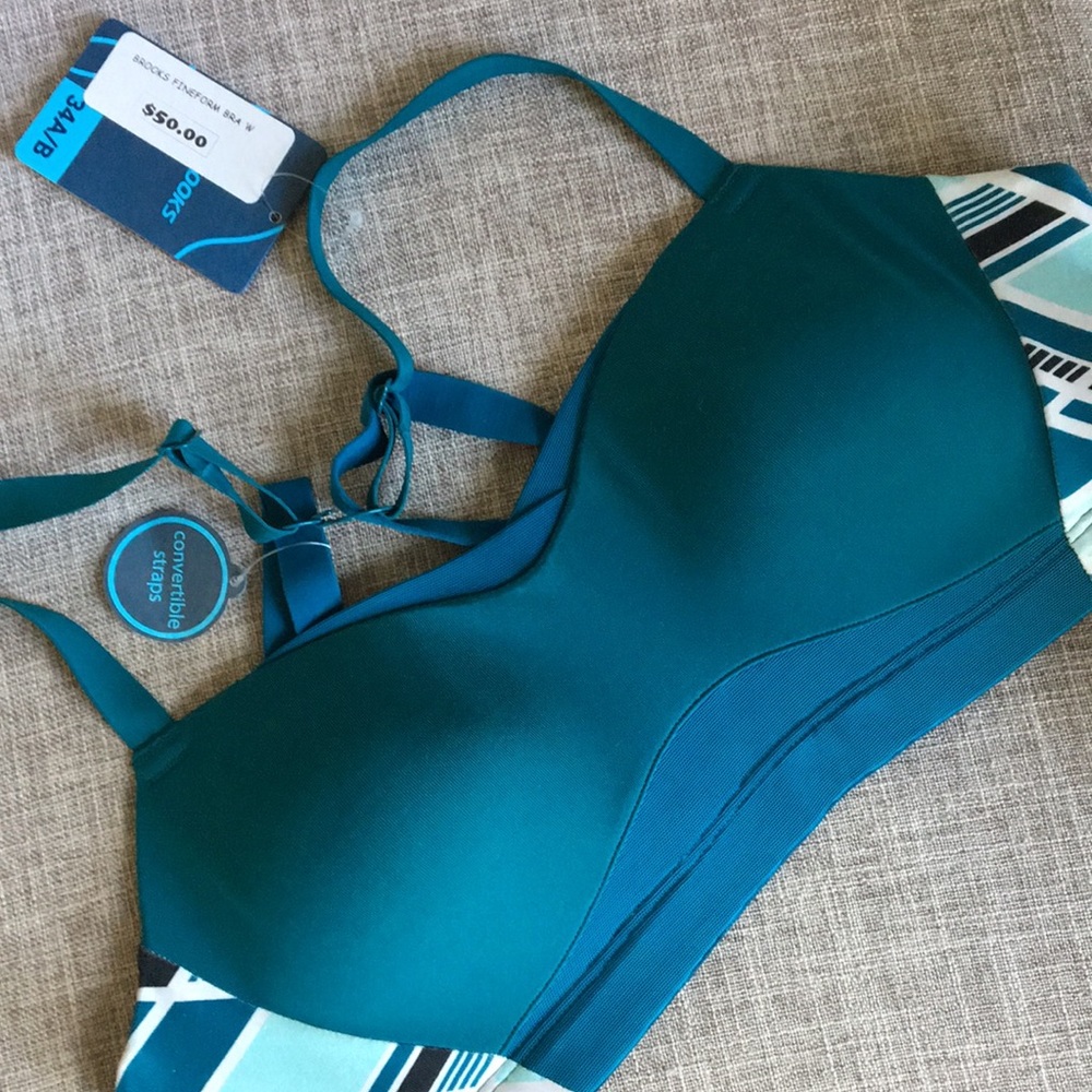 NWT- Brooks FineForm Running Bra- Sports Bra